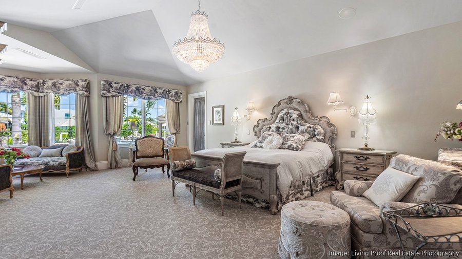 Alan B. Miller of Universal Health Services buys Jupiter home from ...
