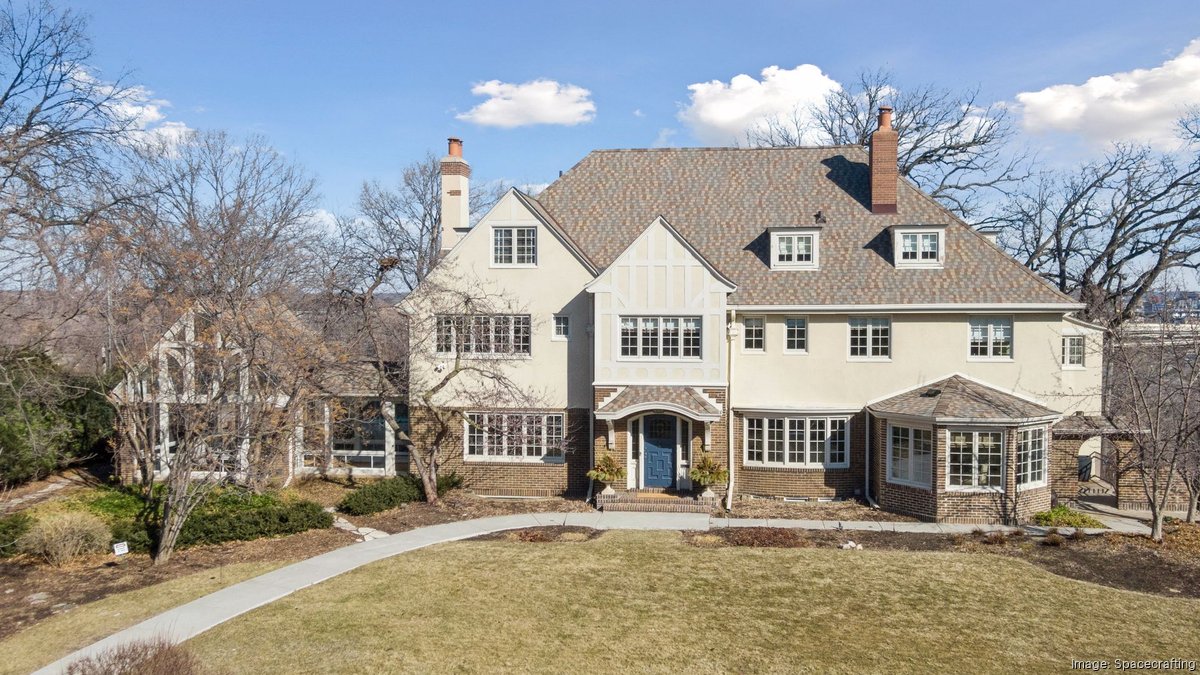 Minneapolis' Lowry Hill home lists for 2.8M Minneapolis / St. Paul