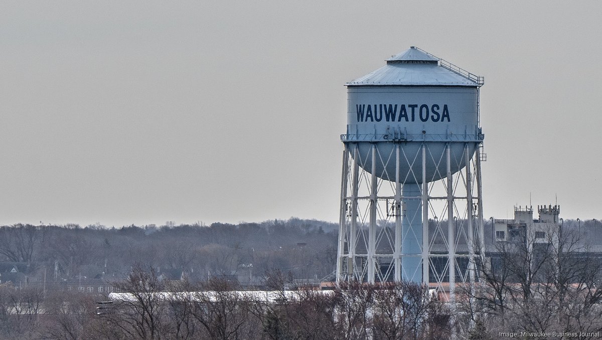 Wauwatosa lands veteran planner to lead future development