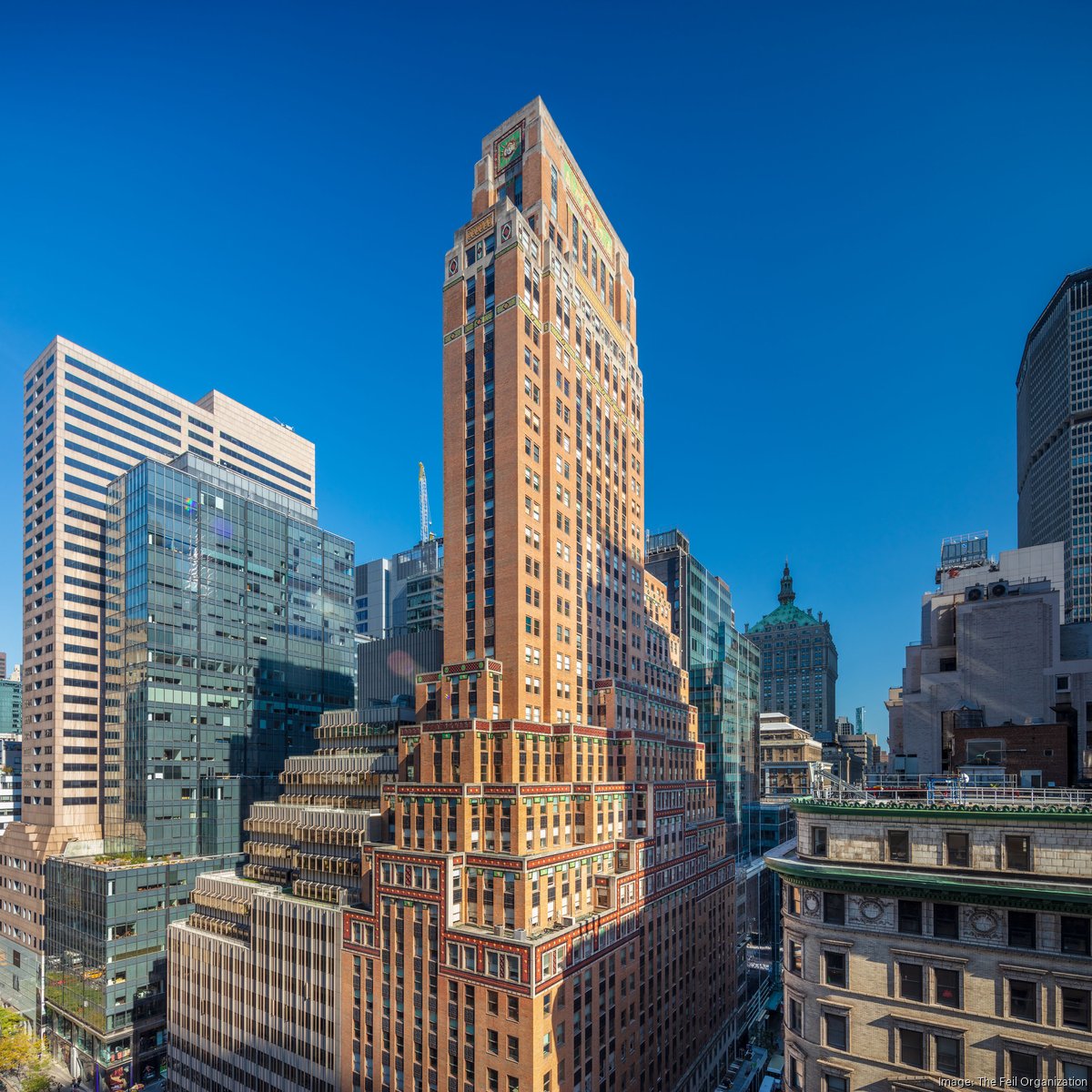 Sadis & Goldberg expands at 551 Fifth Avenue - New York Business