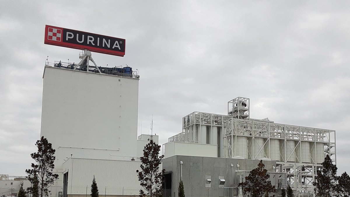 Nestle Purina opens $450M factory in Eden, NC making Dog Chow, Kit 'n ...