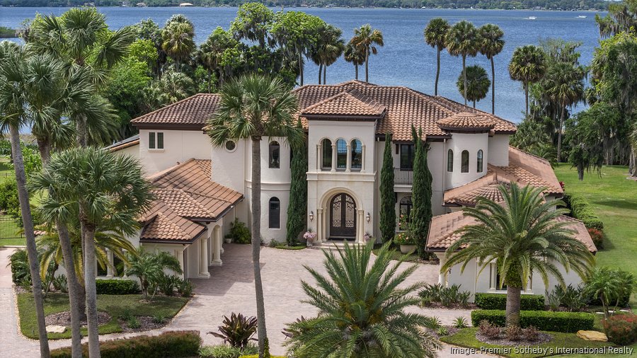 Mount Dora lakefront Parade of Homeswinner hits market for 4.3