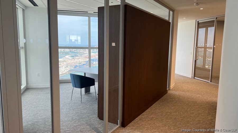 White & Case expands office in downtown Miami