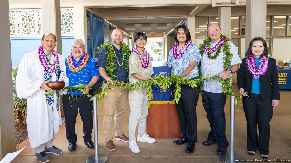 Waipahu High School Unveils New On-campus Clinic With Help From Hidoe 