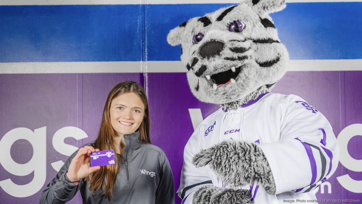 Wings Credit Union signs Minnesota's 2023 Miss Hockey, Ella Boerger, to
