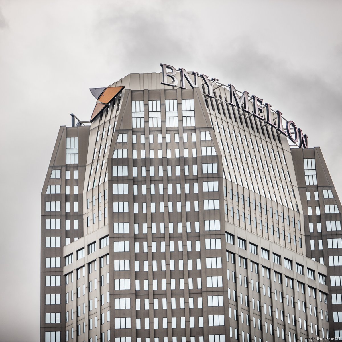 BNY Mellon sells Canadian trust unit to Computershare - Pittsburgh Business  Times