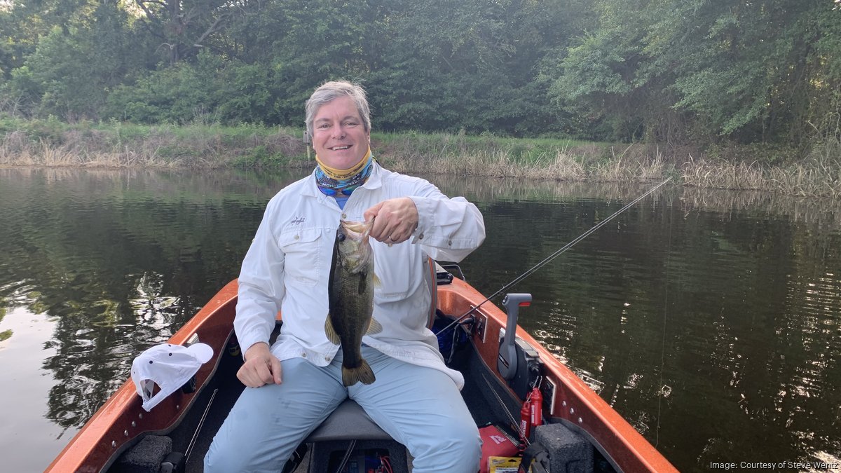 Mike Wyatt honored with Best Real Estate Deals Lifetime Achievement