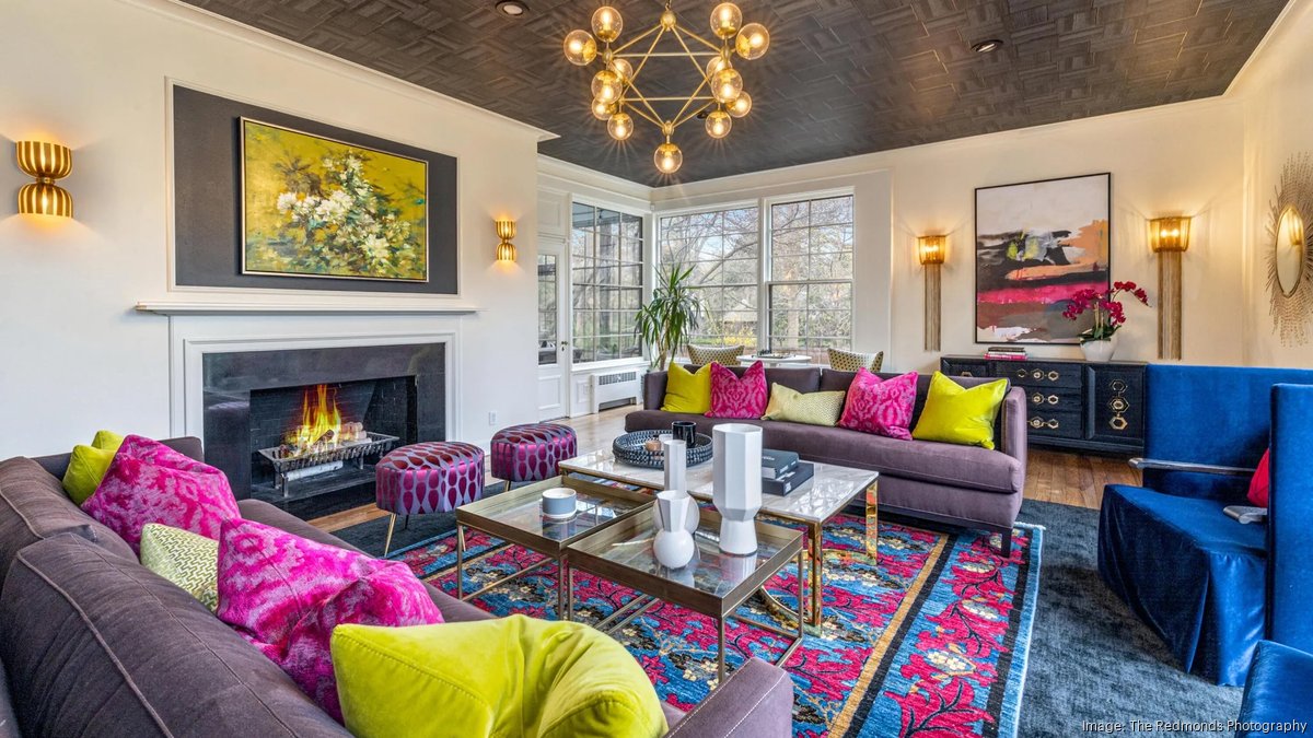 Luxury Whitefish Bay home with putting green available for rent during the RNC Slideshow