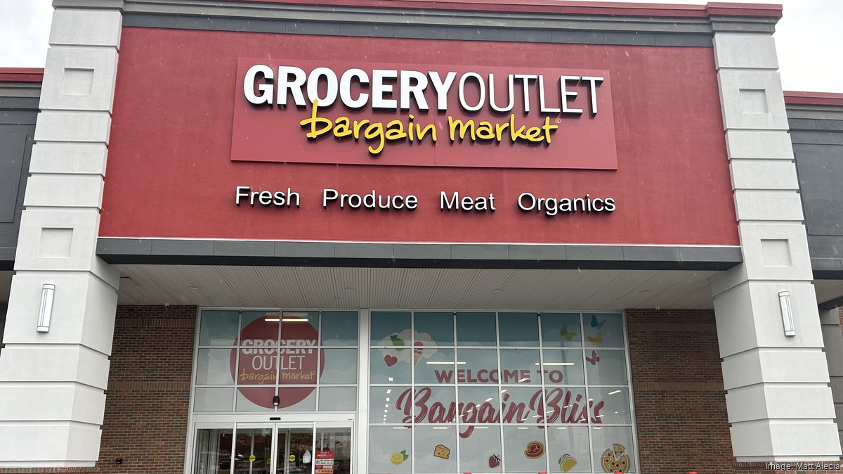 Grocery Outlet Bargain Market opening in Eastgate Cincinnati Business