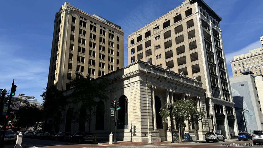 City of Jacksonville dismissed Laura Street Trio foreclosure lawsuit