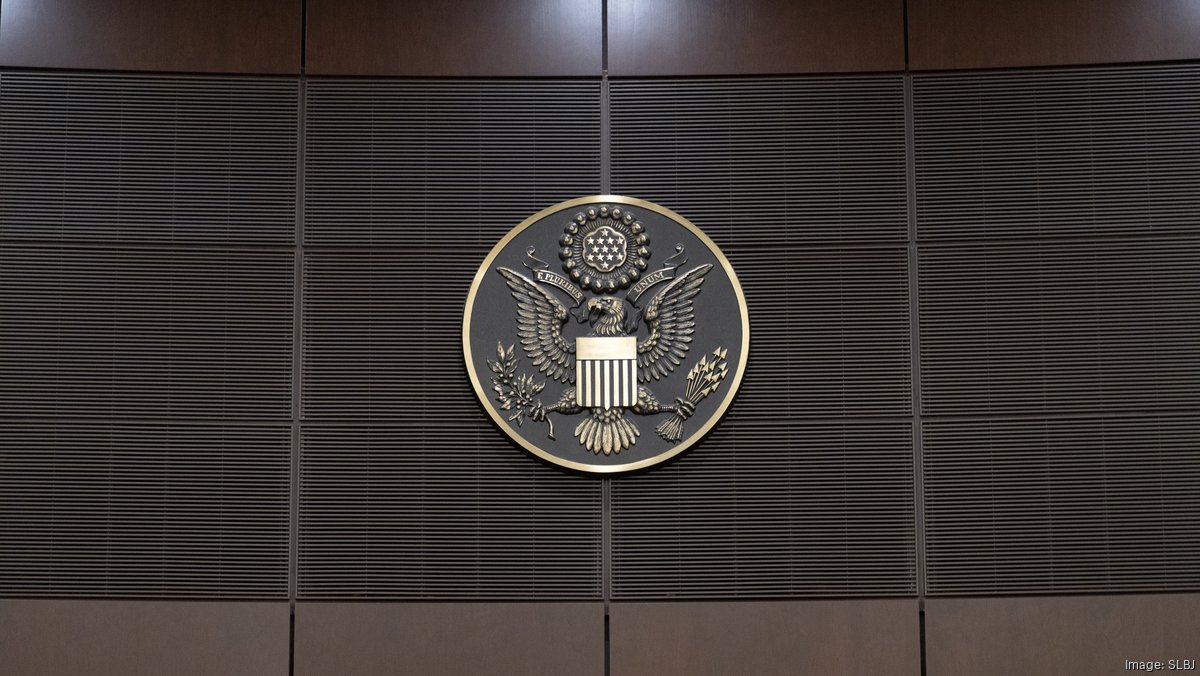 Prosecutors move to drop case against Lux Living executives - St. Louis ...