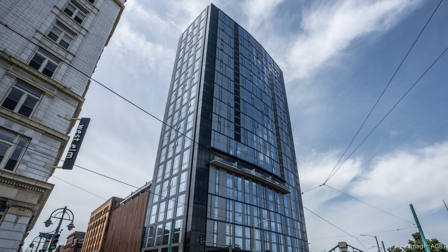 333 Water luxury apartments face slower leasing in Milwaukee market