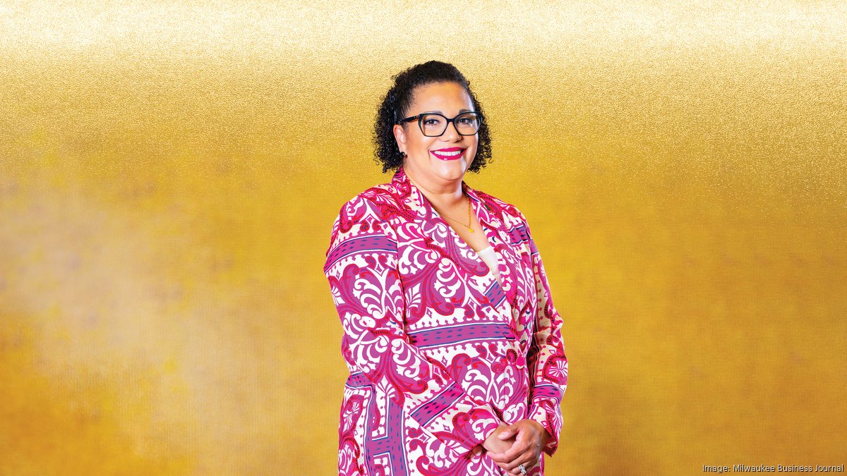 Women of Influence: Ana Simpson, Girl Scouts of Wisconsin Southeast ...