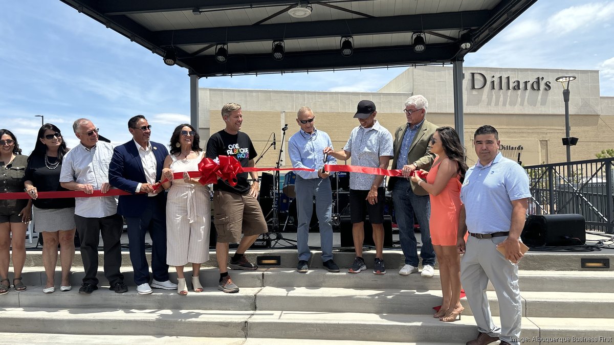 Community park, lake now open at Winrock Town Center Albuquerque