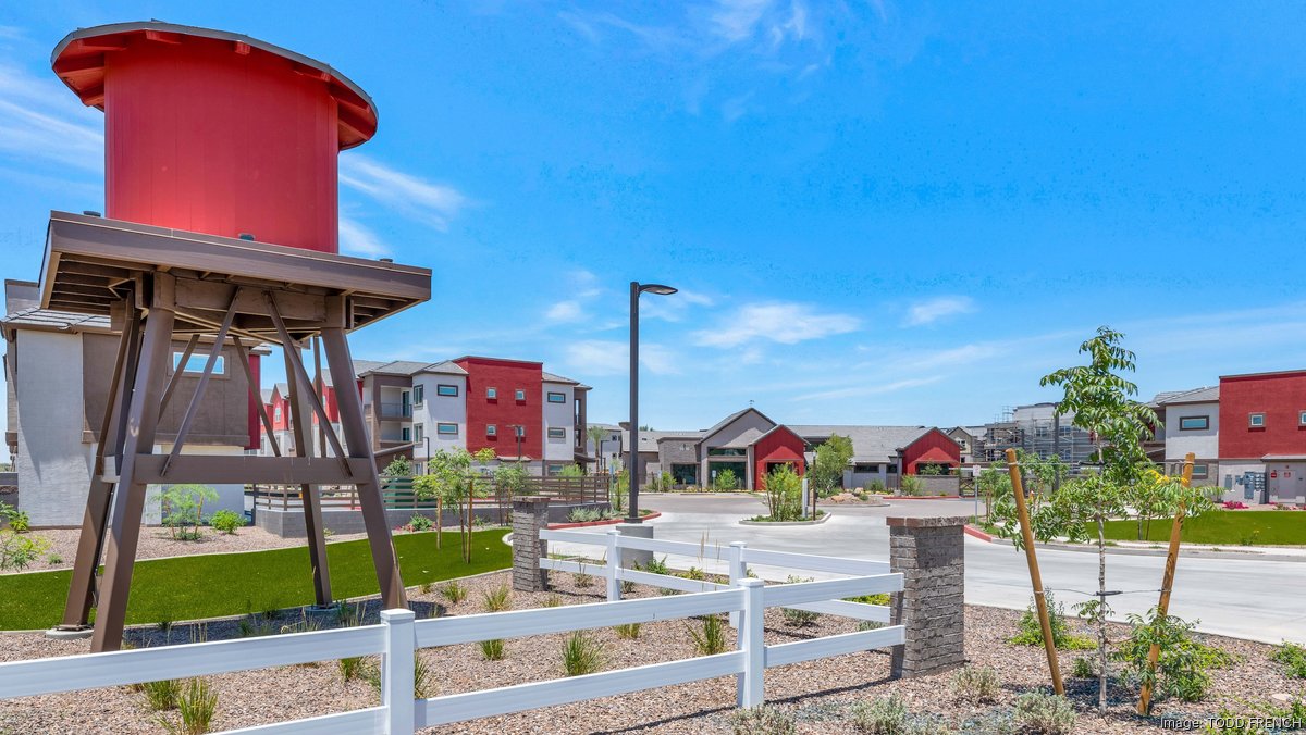 Weylyn Luxury Apartments open in Laveen; plus more Valley deals