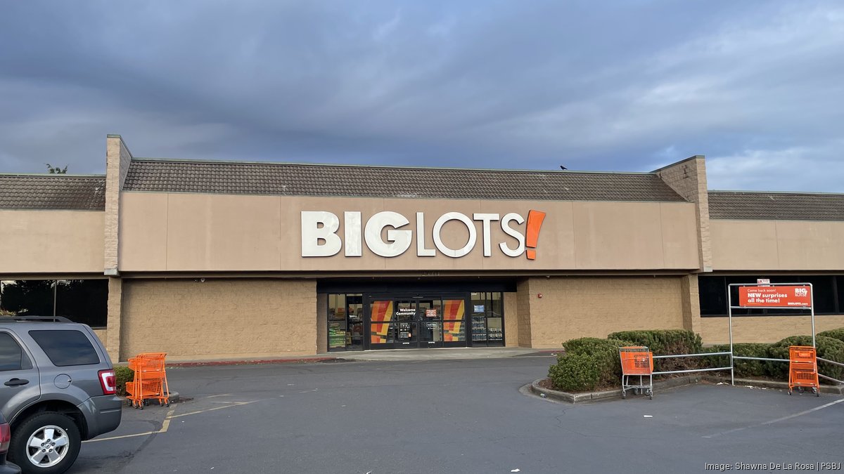 Westgate South shopping center buildings sold off - Puget Sound ...