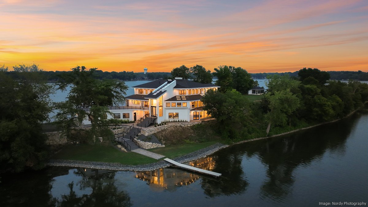 Island estate on White Bear Township's Bald Eagle Lake sells