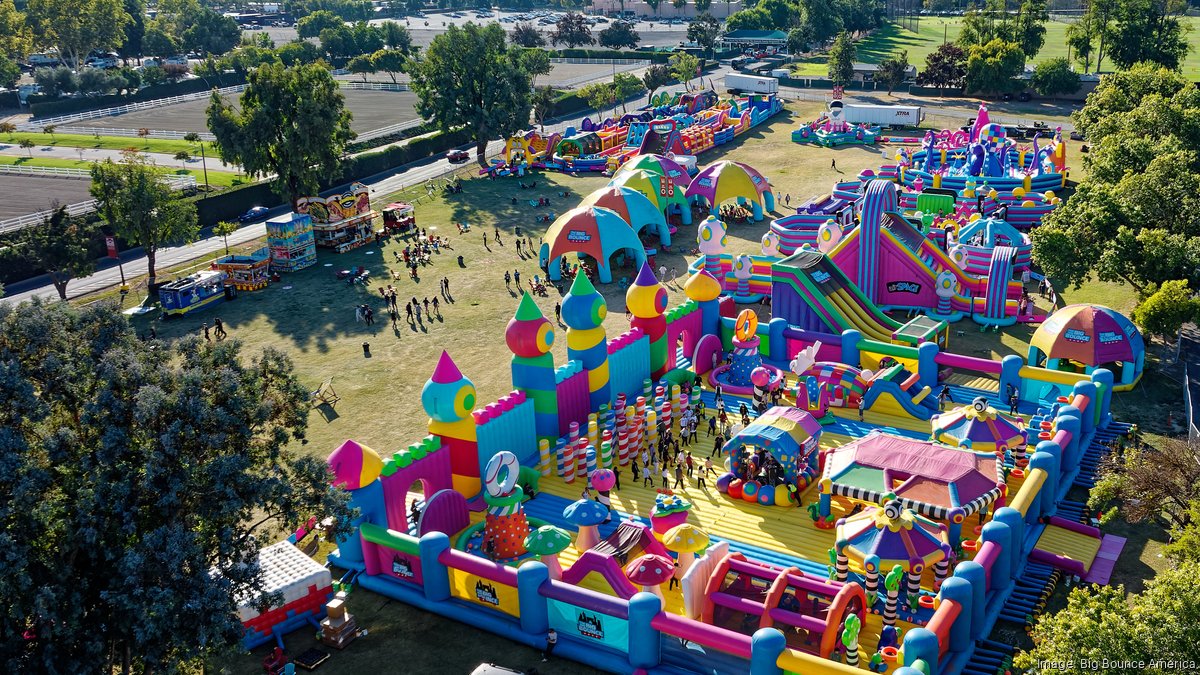 Giant bounce house to come to Baltimore's Middle Branch Park