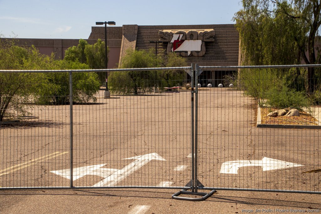 former Frys electronics