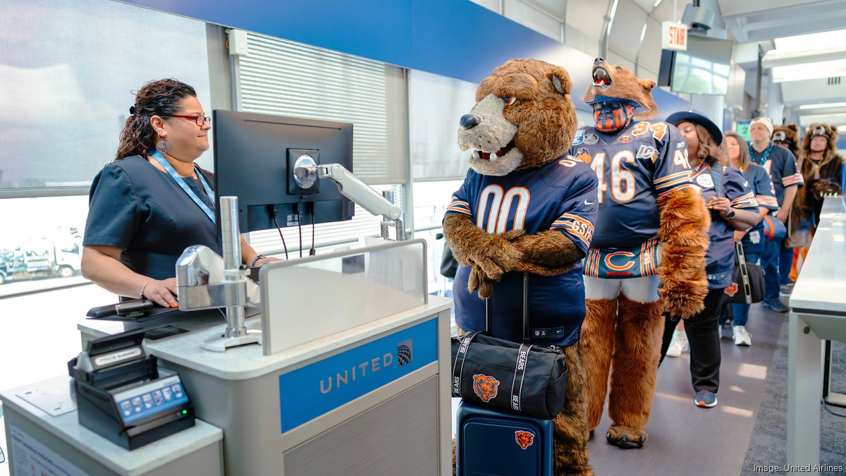 United Airlines tweaks schedule around Chicago Bears away games