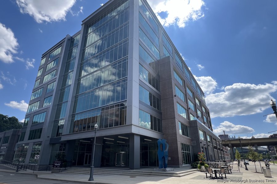 Financial services firm to move office from downtown to the Strip