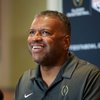 劇的な変化：CFPの新ディレクター、リチャード・クラークがフィエスタボウルを訪れ、12チームのプレーオフを振り返る
