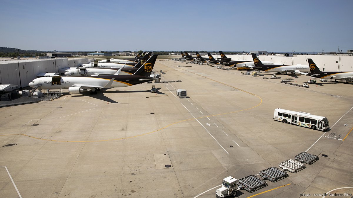 UPS, FedEx ground MD-11 jets after Louisville crash kills 14 - Memphis ...
