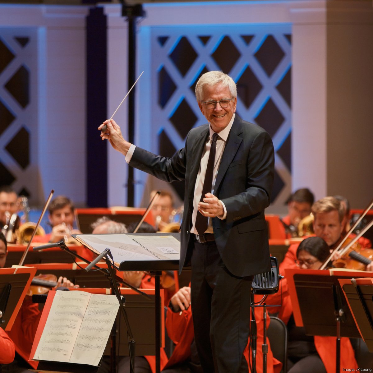 フィギュリン　オーケストラ Rick Steves guides Cincinnati Pops on joyful musical journey