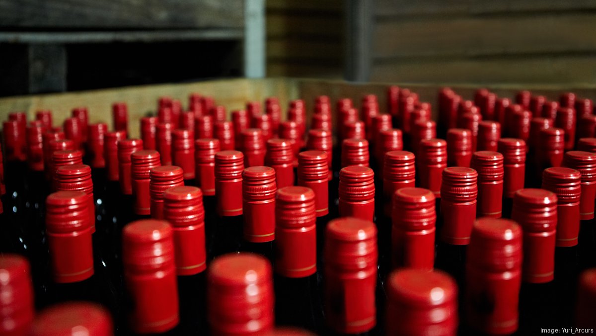 gettyimages-many-bottles-of-wine*1200xx5