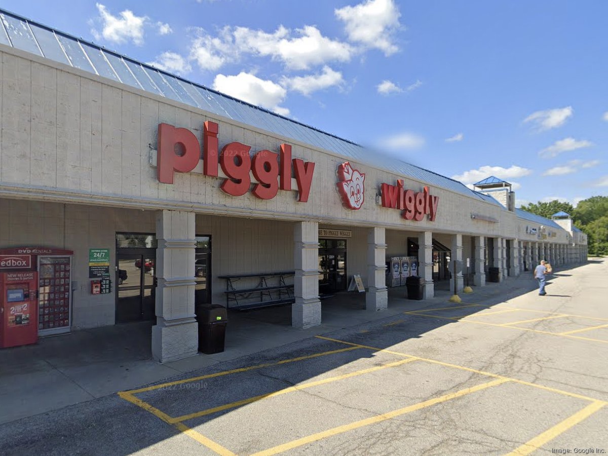 Malicki's Piggly Wiggly grocery store closing in Oak Creek, 50