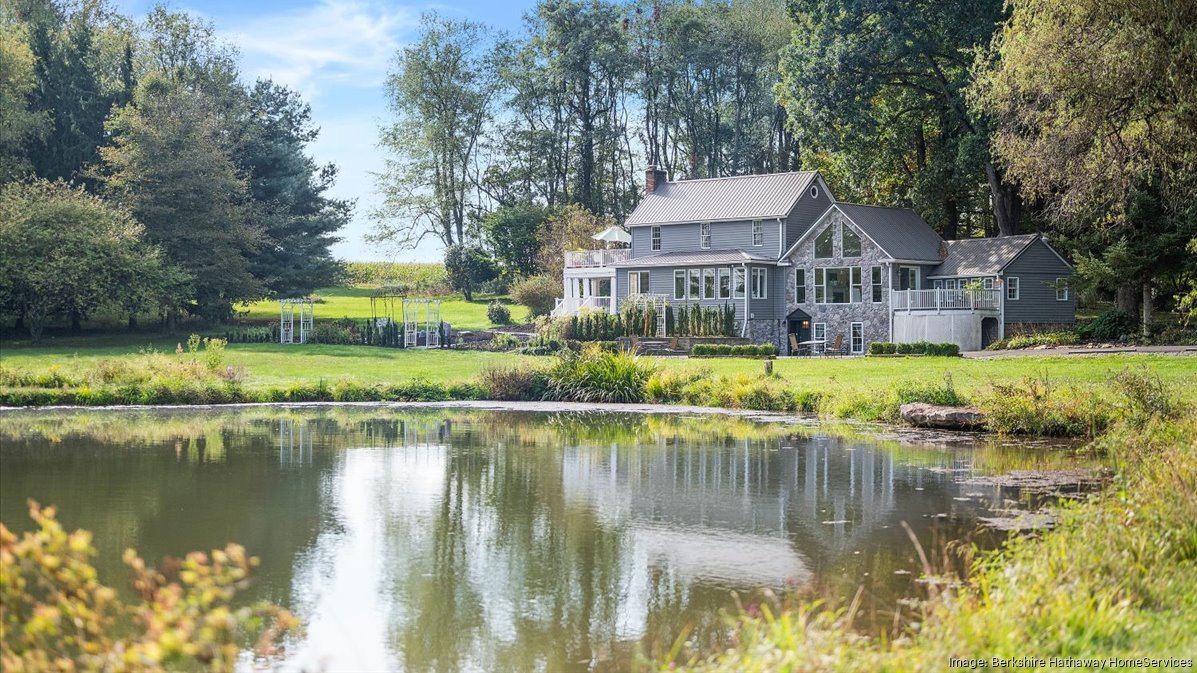 Butler Co. property, farmhouse for sale for 2.4 million (photos