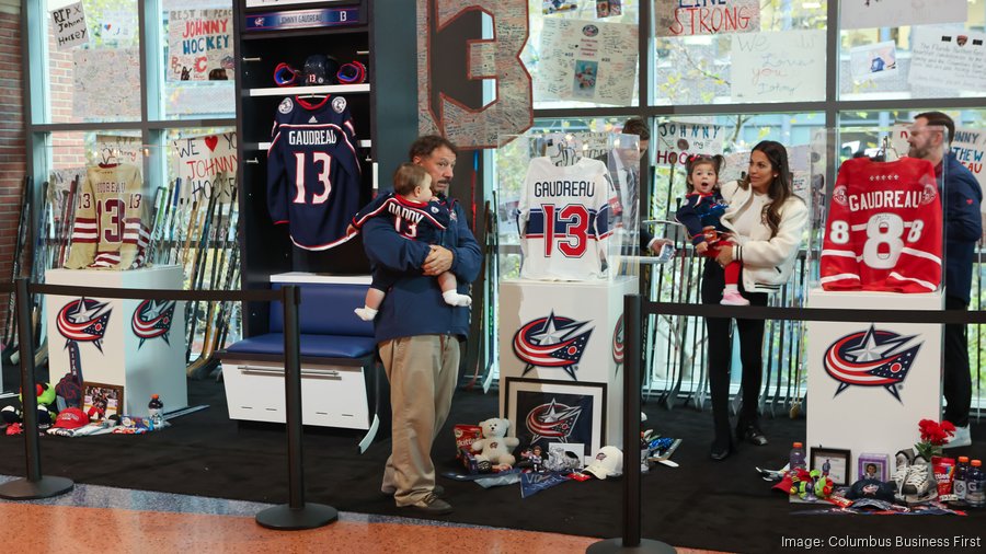 Columbus Blue Jackets' home opener a tribute to Johnny Gaudreau (photos