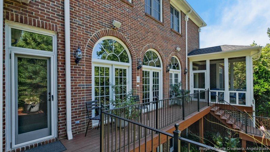 Vestavia homes for sale at one million dollars plus on golf course