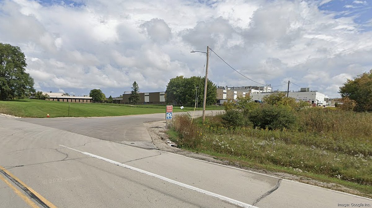 PPG, which has an Oak Creek plant, will cut 1,800 jobs and close some