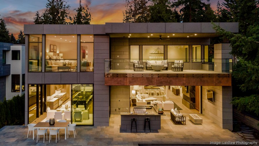 Speculative mansion on Medina's Gold Coast lists for 28 million