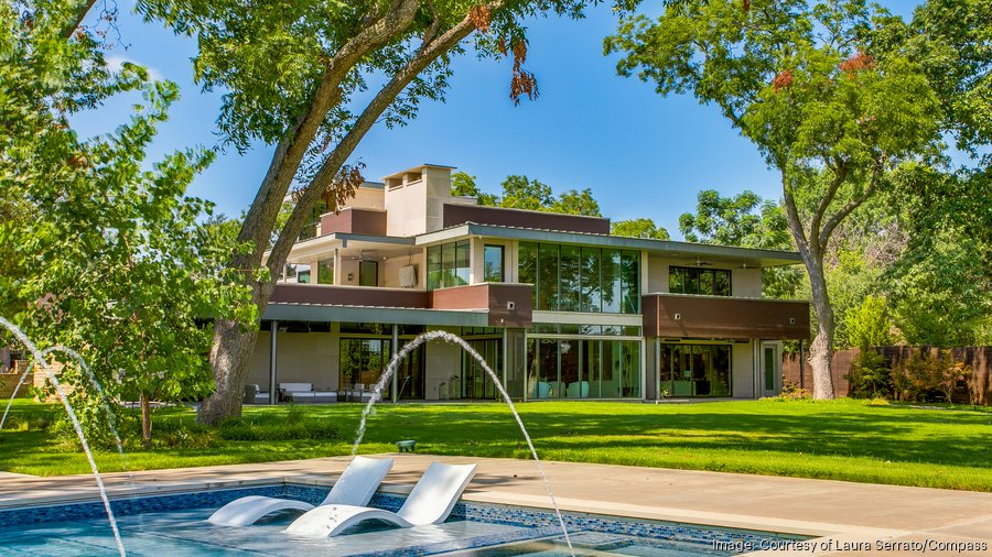 One of priciest mansions for sale along Dallas' White Rock Lake sees