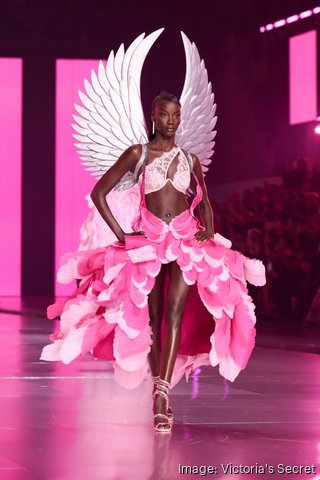 Fashion Show, new products power Victoria's Secret to best quarter