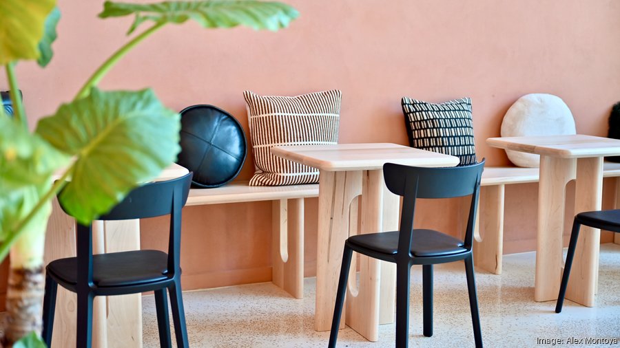 LindaWorks フロートロンT カフェ Houston's Norton Rose Fulbright Tower adds Tenfold coffee shop