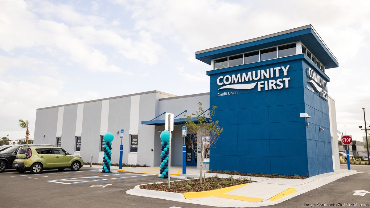 Community First debuts new branch at Southside Quarter - Jacksonville ...