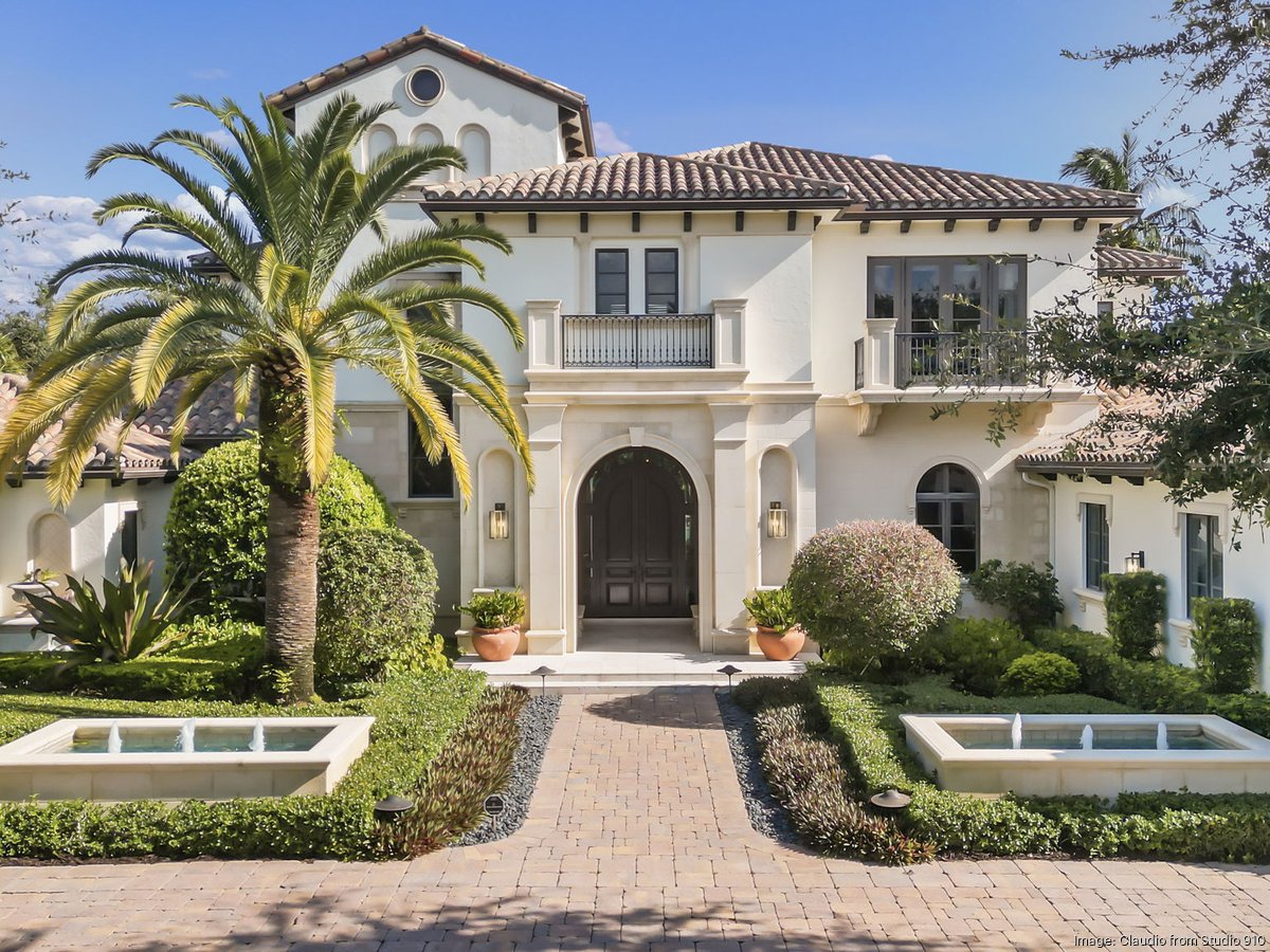 邦楽 Pitch Odd Mansion / RAFAERO YouTube Star Alpharad's Sleek L.A. House Lists for $5 Million
