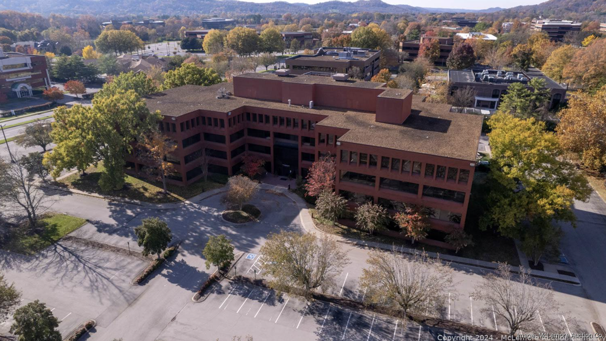 Brentwood office building heads to foreclosure auction - Nashville ...