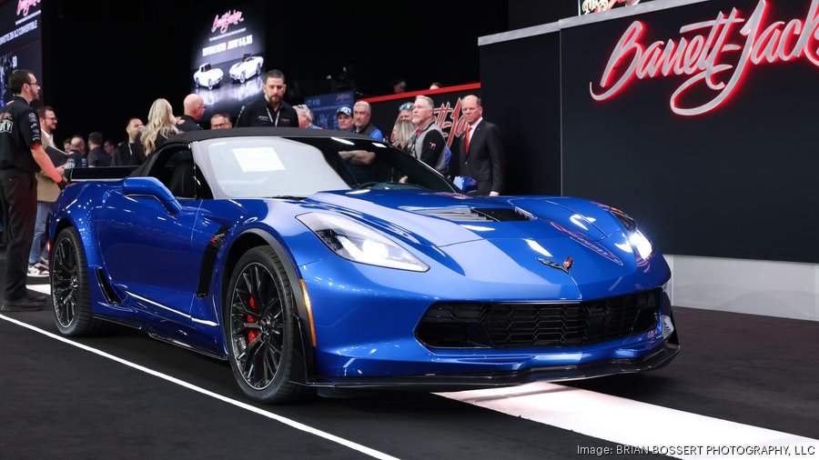 See the top 10 vehicles sold at 2025 BarrettJackson on Tuesday