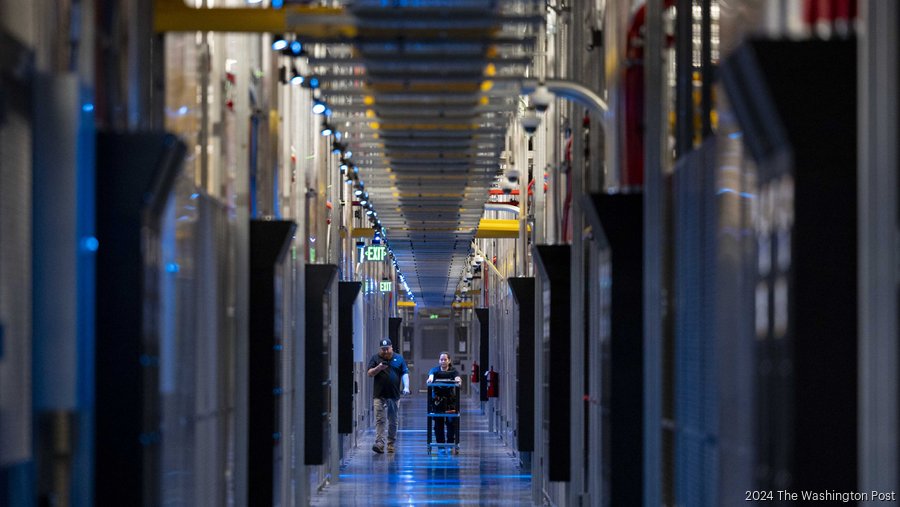 Blackstone Digital Infrastructure Trust eyes Phoenix deals - Phoenix ...