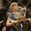 レビュー：CSOとStrauss Horn Concertoで展示されているElizabeth Freimuthの芸術性