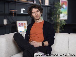 Boston software firm to hire 100 employees, open new office