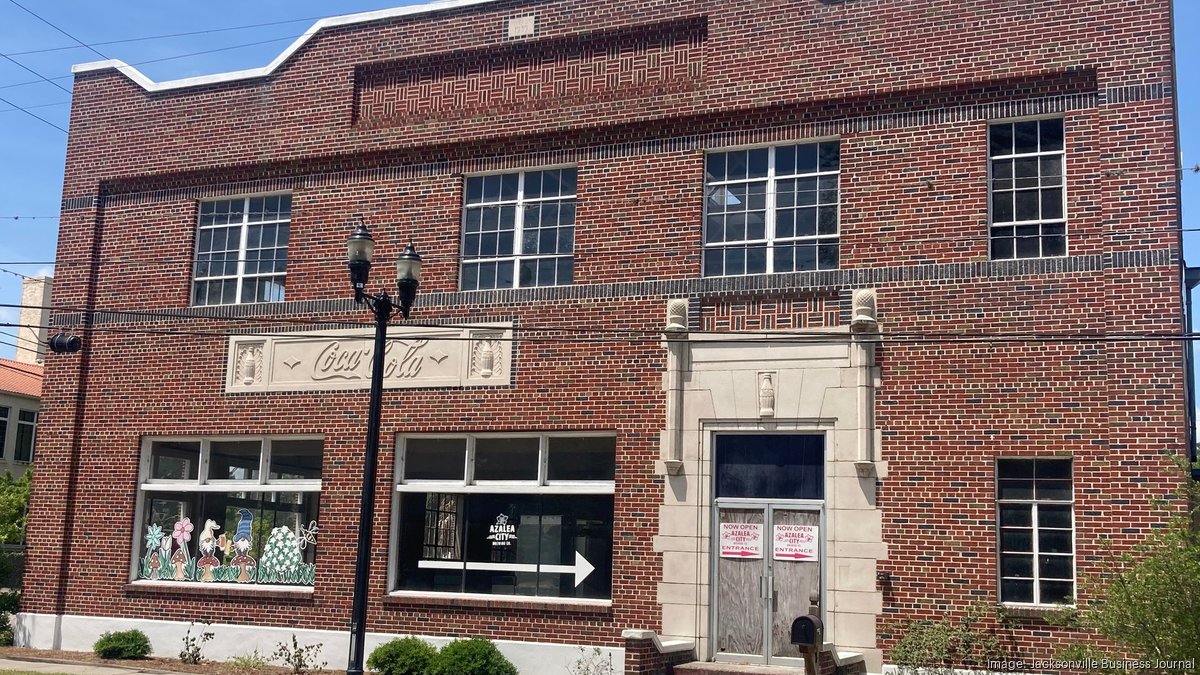 Azalea City Brewing back in business after sale falls through ...