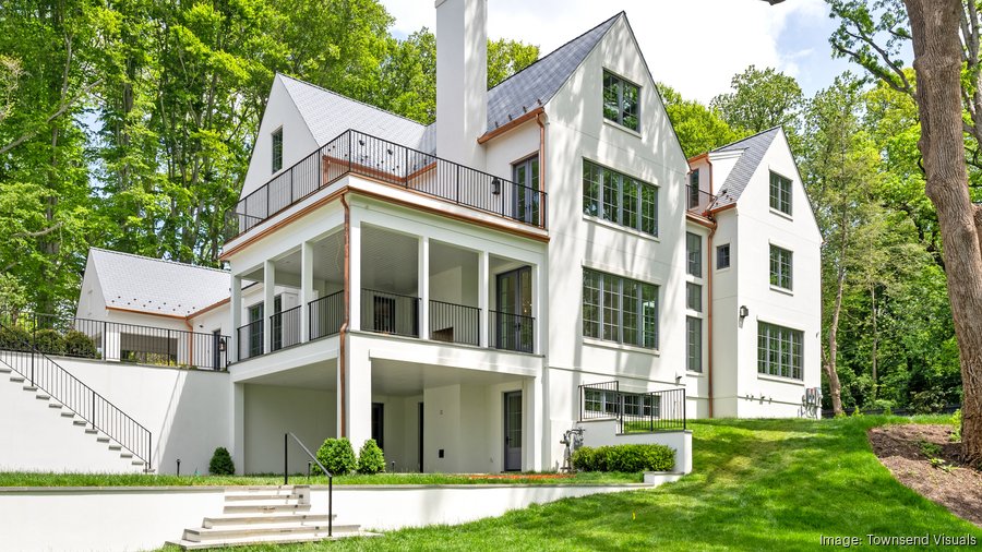 Two Chain Bridge Road NW mansions on Morton Bender's former land sell ...