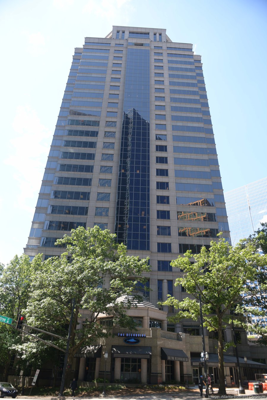 Buyer emerges for Midtown tower 1100 Peachtree, signaling rising interest for office property sales