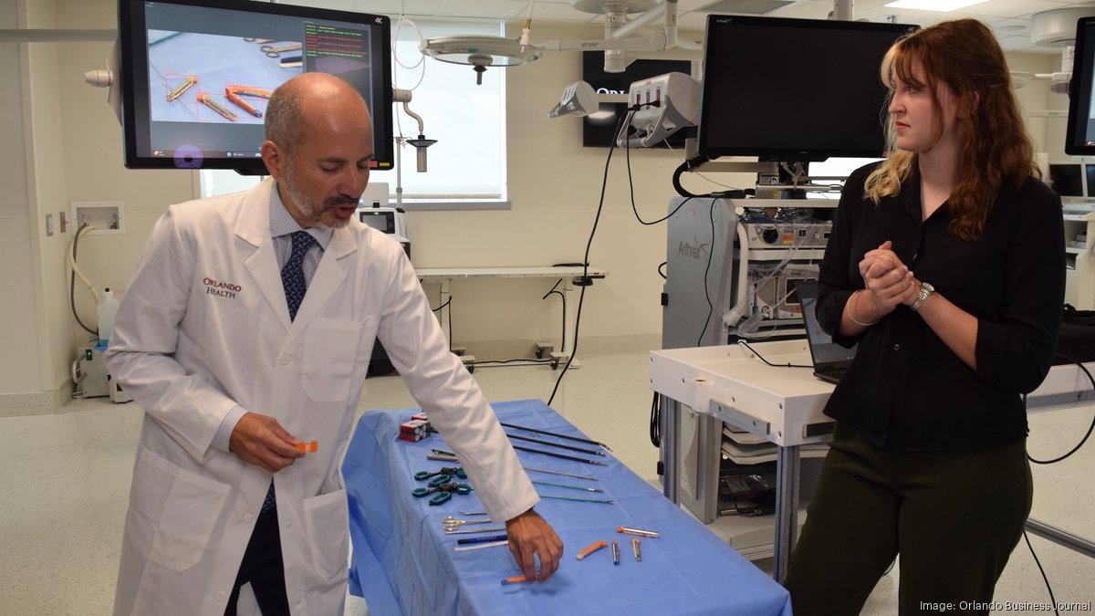 UCF partners with major employers to integrate AI training across medicine, business and gaming programs