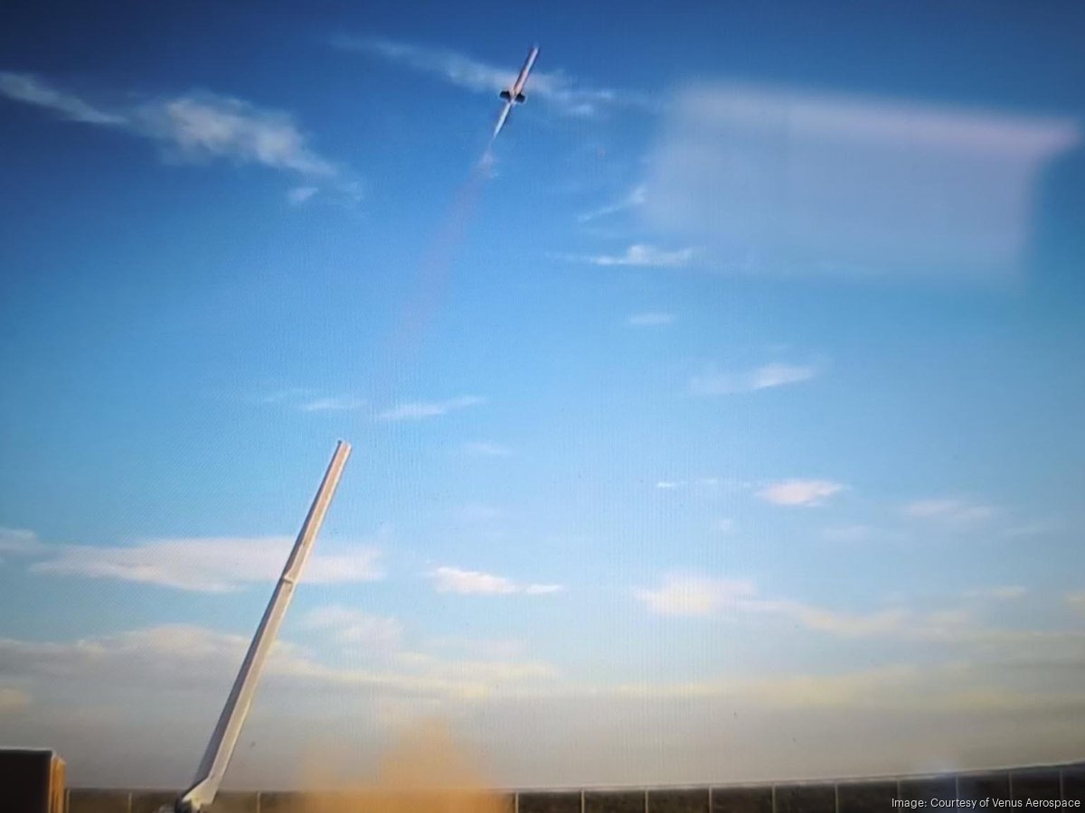venus-rdre-launch-in-sky*